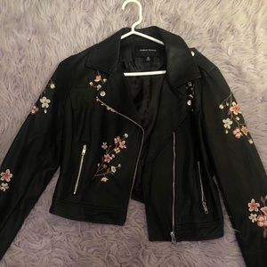 Cropped Leather Jacket